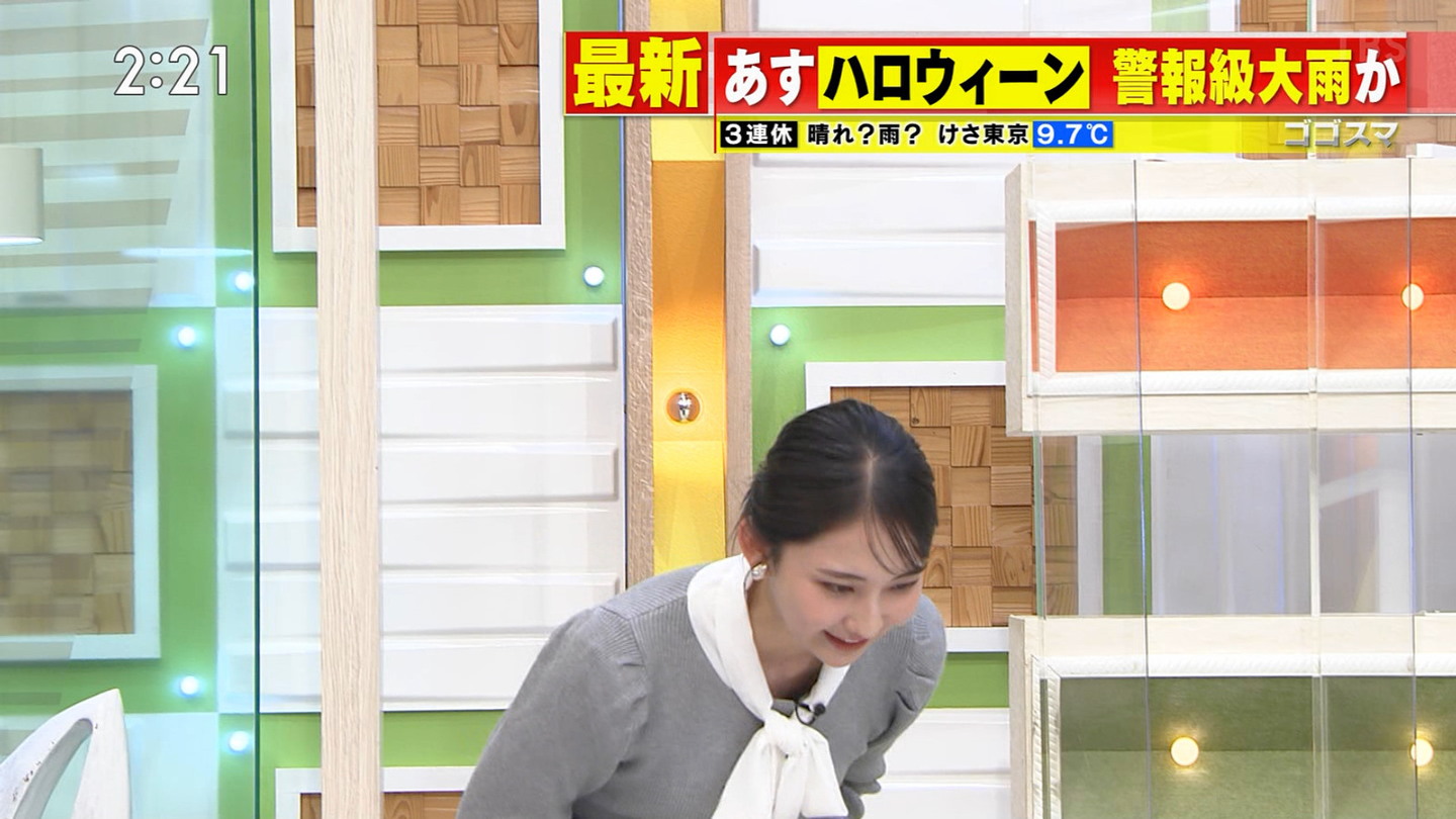   sarer 55982 {X YouTube>1{ ->摜>33 